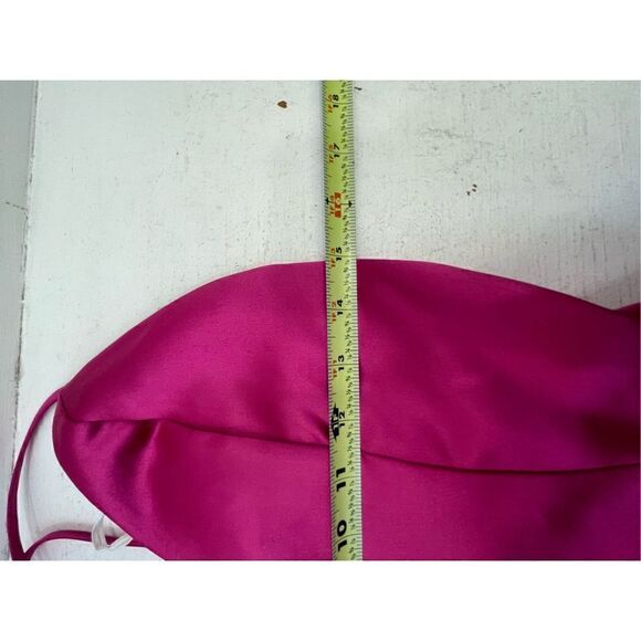 Lovers and Friends NWT Fuschia Saten Gown Size S - Picture 10 of 11